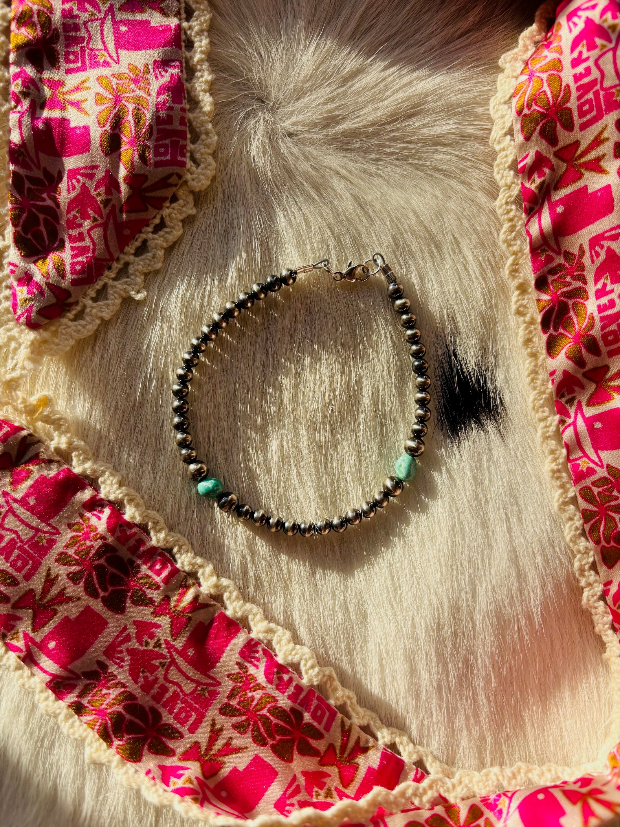 4mm Navajo Pearl Bracelet with Turquoise Nugget